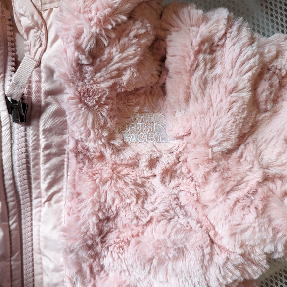 EUC THE NORTH FACE Infant fully reversible hooded winter jacket size 3-6… - Picture 5 of 11